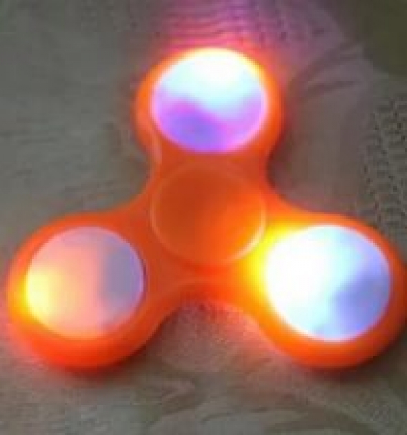 Spinner ( Спиннер ) светящийся антистресс оранжевый