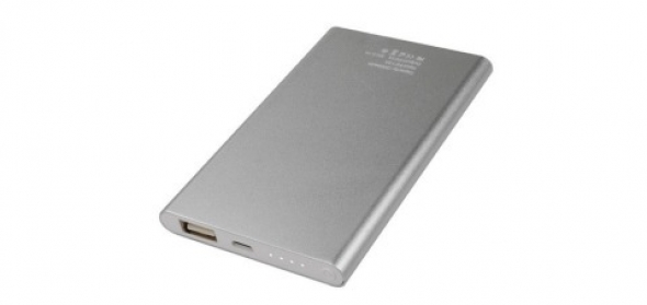 резервная батарея power bank 8800 mAh
